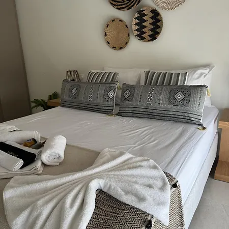 Ocean View Studios And Luxury Rooms Πλωμάρι Εξωτερικό φωτογραφία