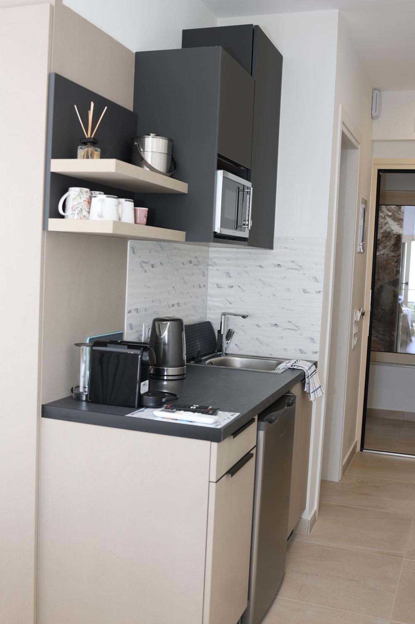 Apartment Ocean View And Luxury Plomari